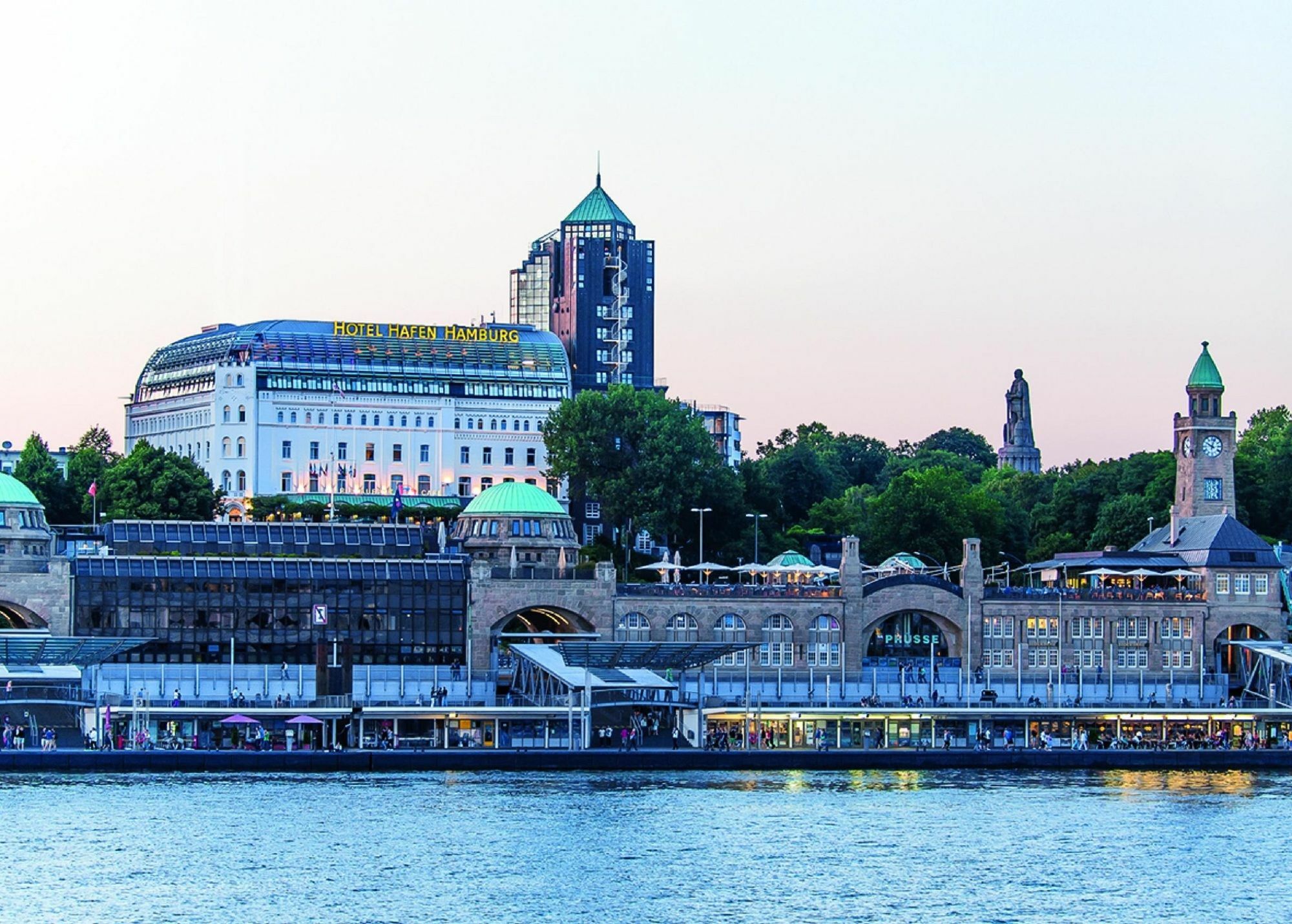 Hotel Hafen Hamburgo Exterior foto